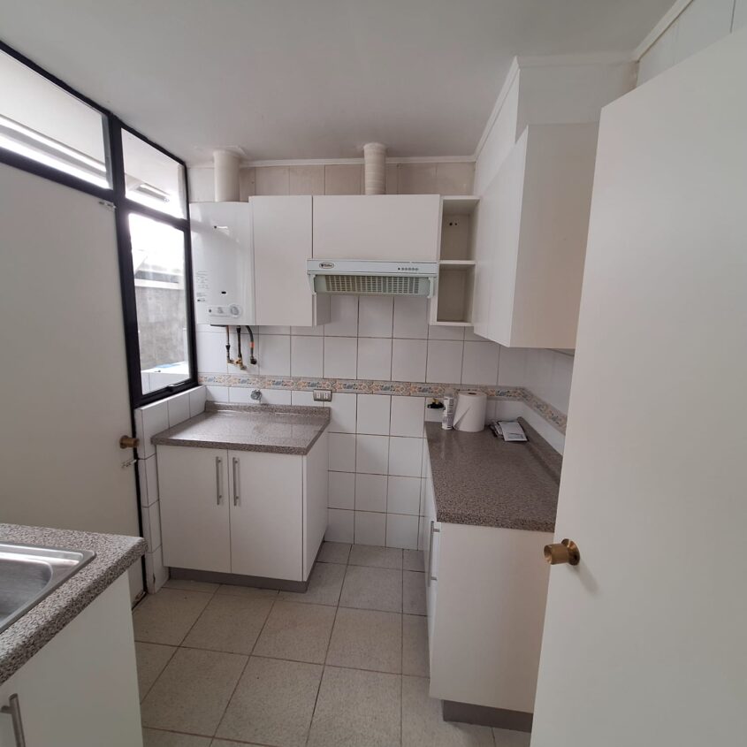 SE VENDE EXCELENTE CASA SECTOR PONIENTE TEMUCO, LOMAS DE MIRASUR.