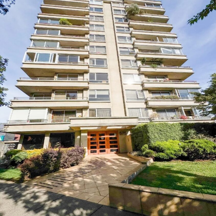 SE ARRIENDA DEPARTAMENTO EDIFICIO AMANCAY.