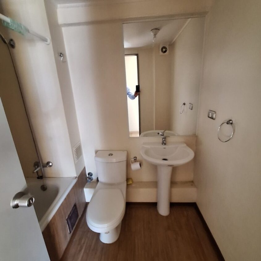 Se vende excelente departamento, condominio Lomas de Javiera, Temuco.