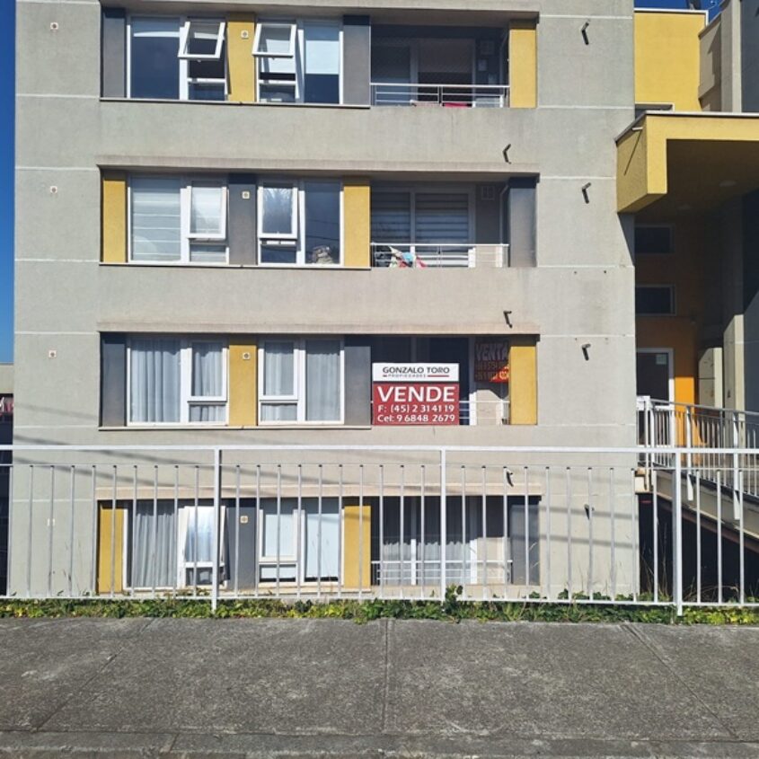 Se vende excelente departamento, condominio Lomas de Javiera, Temuco.