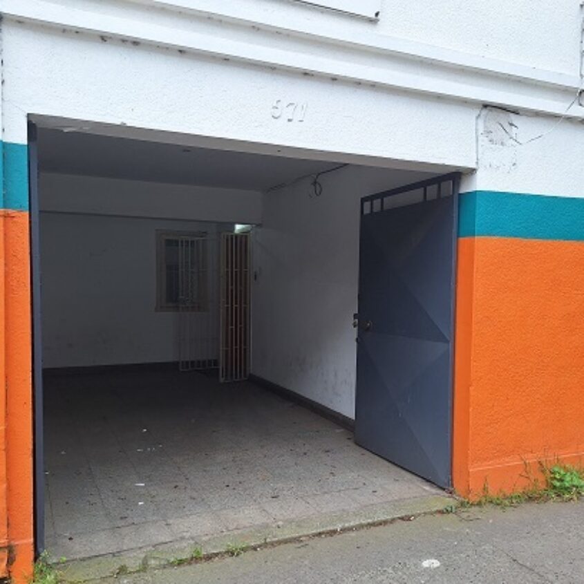 SE ARRIENDA USO OFICINAS, 220 M2, CON 9 AMPLIAS ESPACIOS DE TRABAJO EN CENTRO DE TEMUCO.