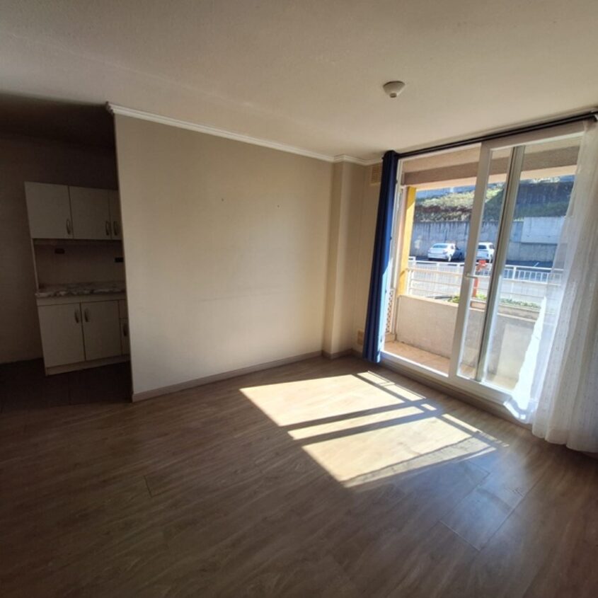 Se vende excelente departamento, condominio Lomas de Javiera, Temuco.