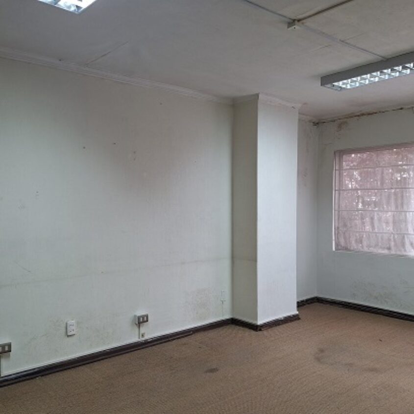 SE ARRIENDA USO OFICINAS, 220 M2, CON 9 AMPLIAS ESPACIOS DE TRABAJO EN CENTRO DE TEMUCO.