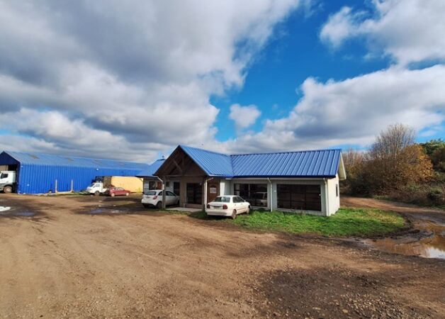 SE VENDE Ó ARRIENDA PROPIEDAD KM 614, RUTA 5 SUR, COSTADO CARRETERA, SECTOR PERQUENCO.