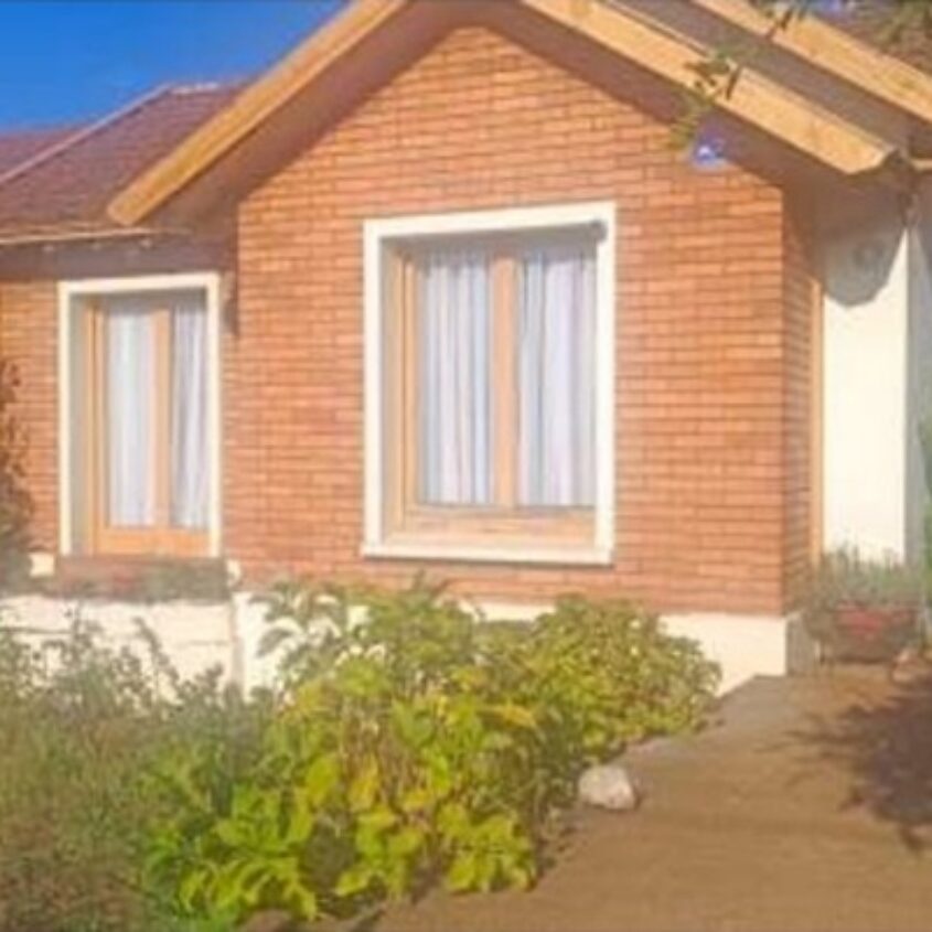 SE VENDE ESPECTACULAR CASA SECTOR RESIDENCIAL CIUDAD DE TRAIGUEN, 2.000 M2.
