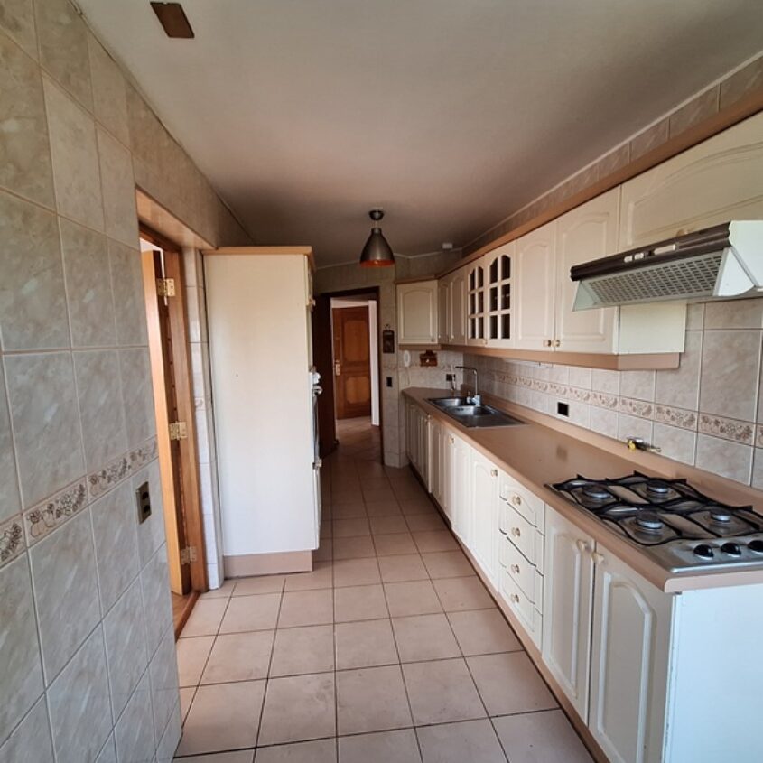 SE VENDE EXCELENTE DEPARTAMENTO. EDIFICIO EL BOSQUE, TEMUCO.