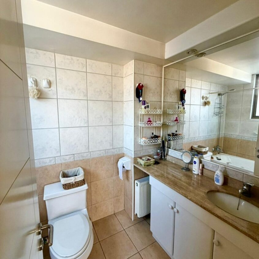 SE VENDE AMPLIO DEPARTAMENTO 140 M2 EDIFICIO SIMON IX, TEMUCO.